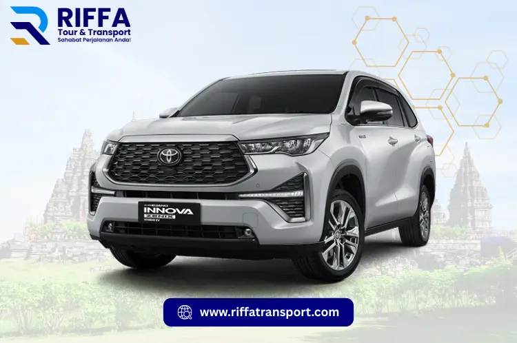 Toyota Innova Zenix warna silver terbaru, armada premium sewa mobil Jogja RIFFA Tour & Transport background Candi Prambanan.